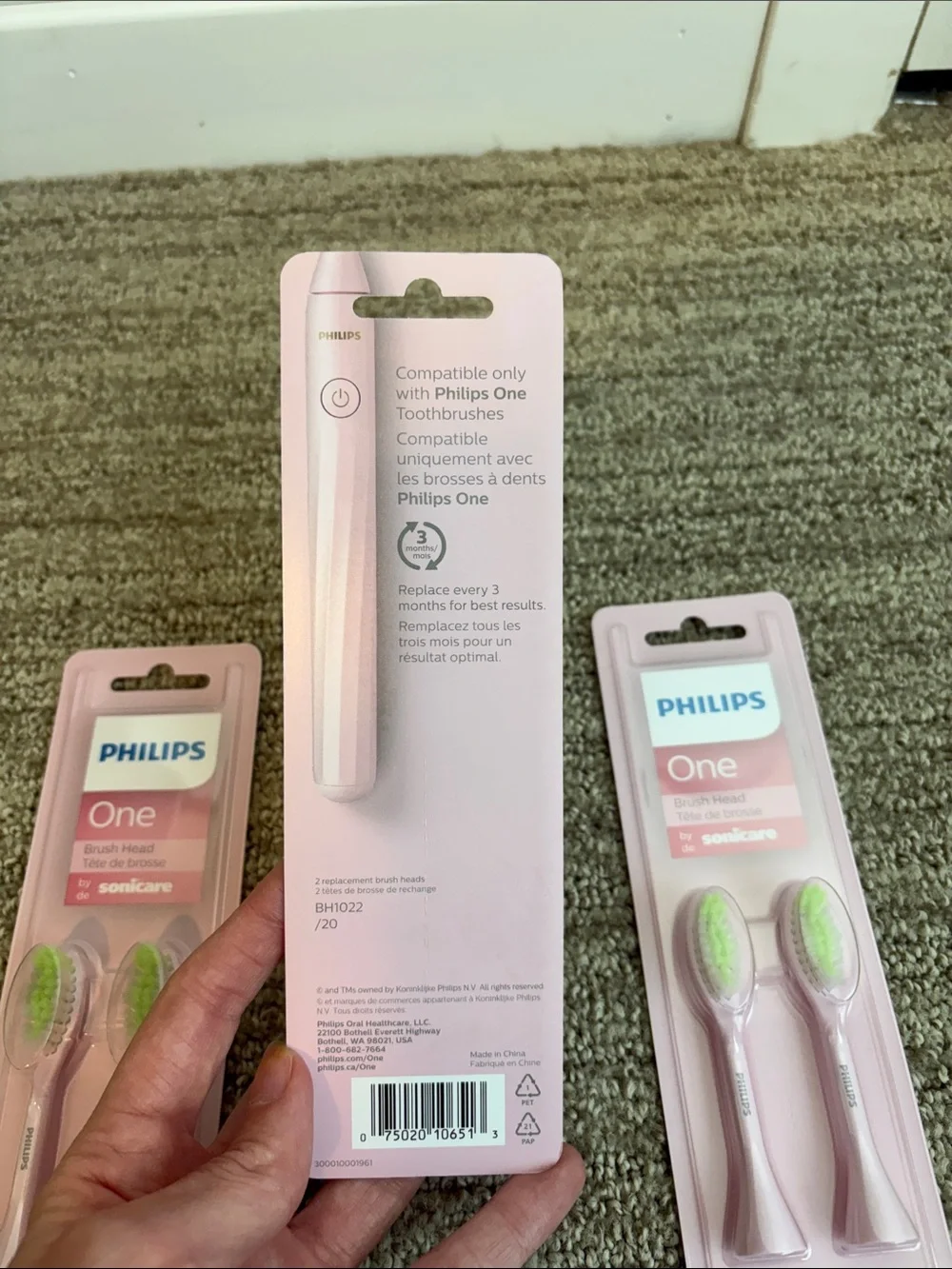 Philips One Replacement Toothbrush Heads in Pink with Green Bristles (3 Packs)